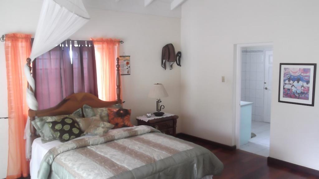 Hill Top Kingston Jamaica Quarto foto